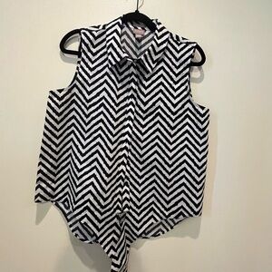Chico's Black and White Zigzag Blouse